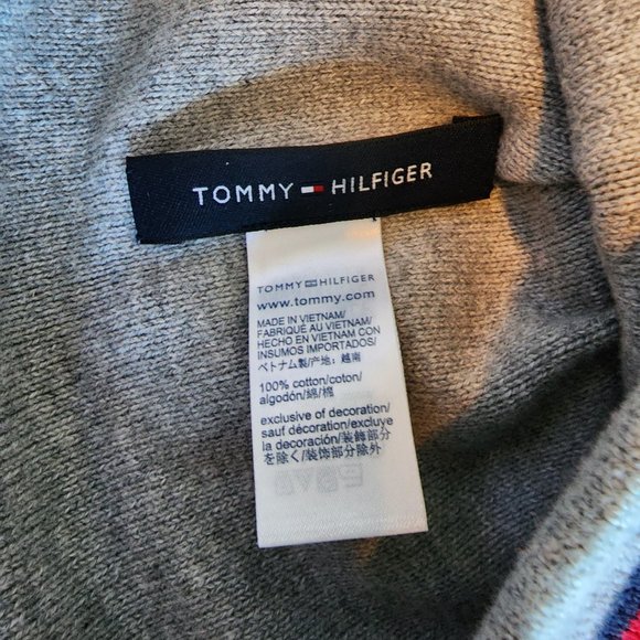 Tommy Hilfiger Beanie (Great condition) Worn Once) - Picture 2 of 2